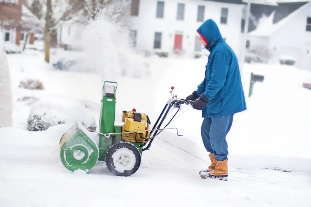 How Cold Weather Affects Employee Safety How Cold Weather Affects Employee Safety Image